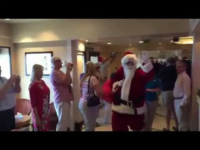 Video thumbnail for Father Christmas Parade on Cunard Queen Mary 2