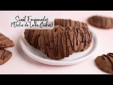 'Video thumbnail for Sweet Empanadas (Dulce de Leche Cookies)'