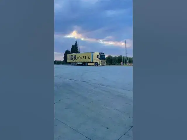 Video thumbnail for fast actros truck