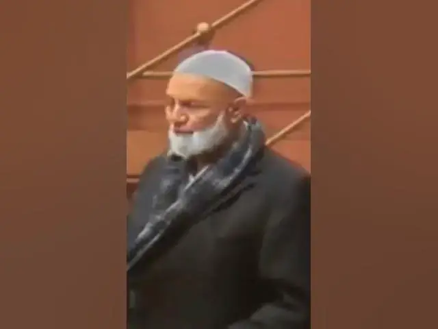 Video thumbnail for Ahmed deedat open  challenge to Christians 1/13.