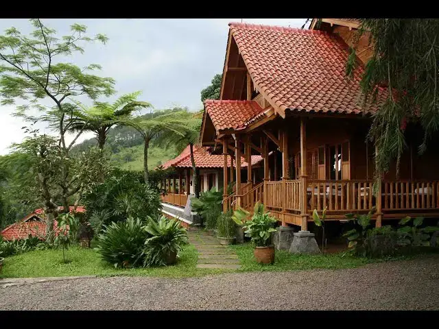'Video thumbnail for Villa Jati Pagerwangi Interior'