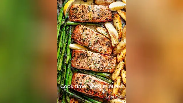 Video thumbnail for easy baked salmon recipe