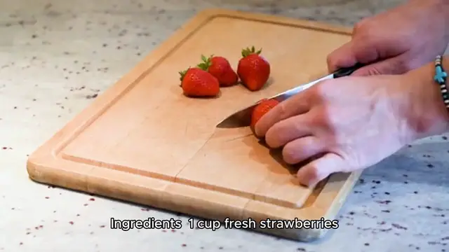 Video thumbnail for Strawberry margarita recipe