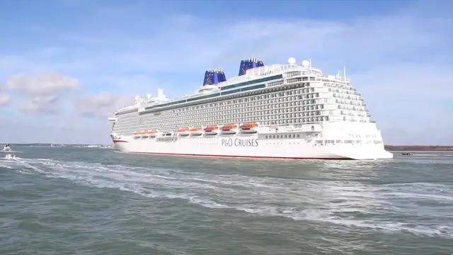 Video thumbnail for P&O Cruises Britannia Balcony Cabin