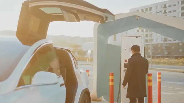 Video thumbnail for The Impact of Climate Change on Car Design