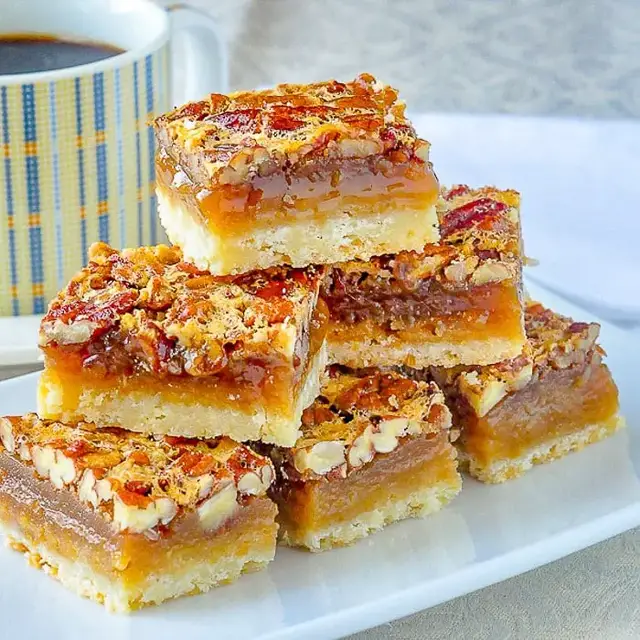 'Video thumbnail for Easy Pecan Pie Bars Recipe'