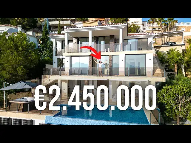 'Video thumbnail for Touring a 2.450.000€ Luxury Villa in Altea Hills With BREATHTAKING VIEWS | Costablanca  | Spain'