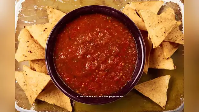 Video thumbnail for mexican salsa recipe