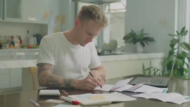 Video thumbnail for How to Achieve Financial Stability After a Major Life Change: A U.S. Perspective