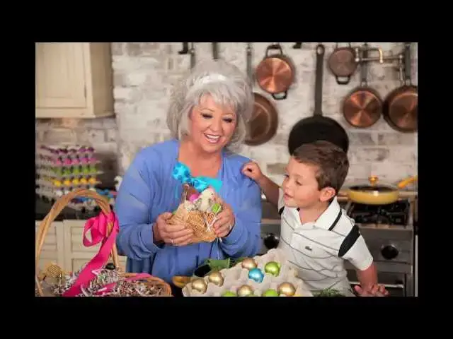Video thumbnail for Easter Bunnies and Friends Visit Paula!