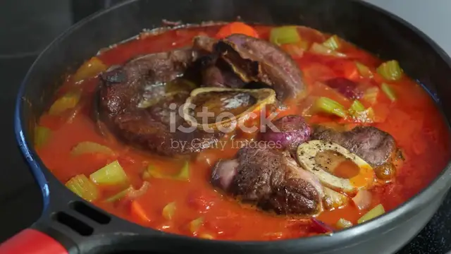 'Video thumbnail for Cuisson de la Viande Méthodes et Conseils pour une Viande Parfaite'