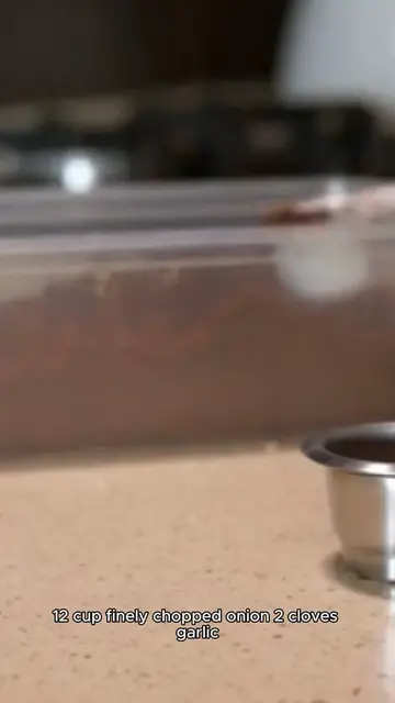 Video thumbnail for basic meatloaf recipe