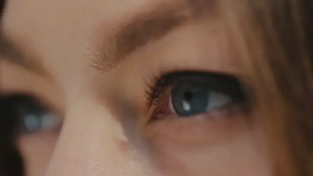 Video thumbnail for Cara Delevingne Opens Up About Sobriety and Past Struggles