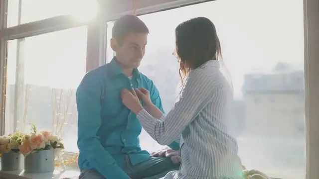 Video thumbnail for **Rashida Jones Clarifies Relationship with Ezra Koenig: "Married in the Eyes of God"**