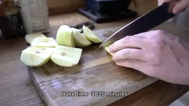 Video thumbnail for easy apple recipe