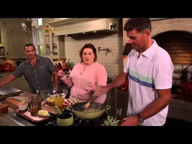 Video thumbnail for Thanksgiving on the Paula Deen Network