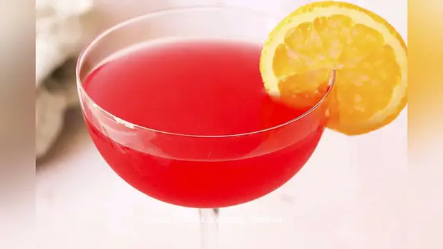 Video thumbnail for cosmo drink recipe