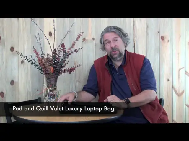 Video thumbnail for Pad and Quill Valet Luxury Leather Computer & Laptop Bag Review