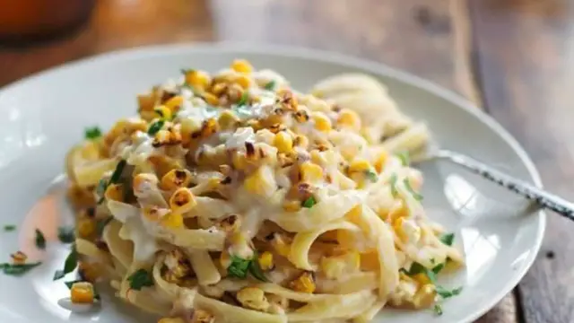 Video thumbnail for Healthy Chipotle Sweet Corn Fettuccine recipe
