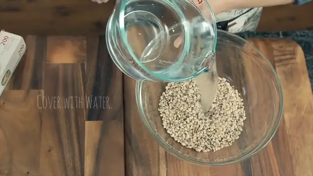 Video thumbnail for 
				 Slow Cooker Pinto Beans