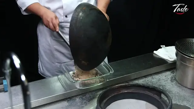 Video thumbnail for 16.Chinese Bacon Fried Rice and Soup Recipes That Are Awesome (1080p 24fps)