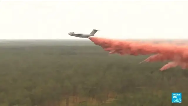 Video thumbnail for France fire situation 'remains very unfavourable' says interior minister