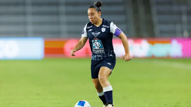 Video thumbnail for Charlyn Corral & Harry Kane Take 2026 Ballon d'Or Awards
