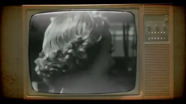 'Video thumbnail for Why Blake Lively's Hair Care Line is Nothing New and No One Cares - A Beauty History'