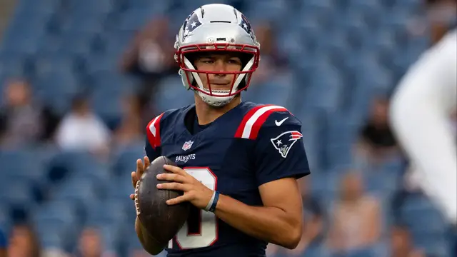 Video thumbnail for Analyzing Game Odds: Seahawks vs. Patriots Preview