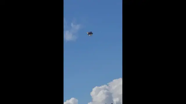Video thumbnail for Tent Floats Away Like a Balloon in Santa Juana, Chile