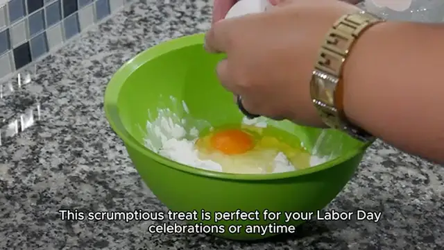 Video thumbnail for Delightful Apple Fritter Bread Recipe