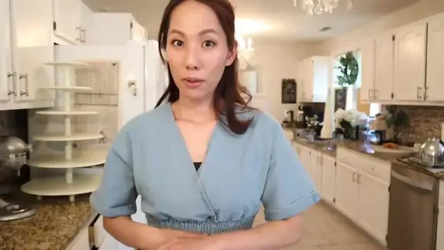 Video thumbnail for [Quick   Easy] Most SIMPLE Buttercream Recipe(720P HD)