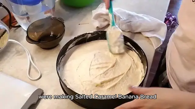 Video thumbnail for Salted Caramel Banana Bread recipe