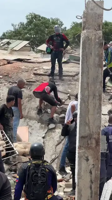 Video thumbnail for Devastation in La Guaira after the Venezuela Earthquakes