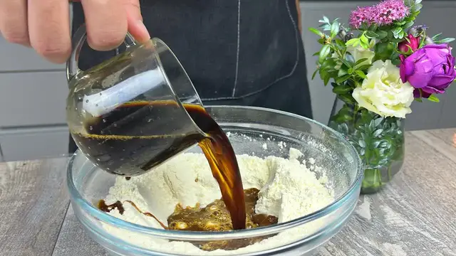 'Video thumbnail for Mix coffee and flour! Nobody believes this is possible. Only a few know this secret!'