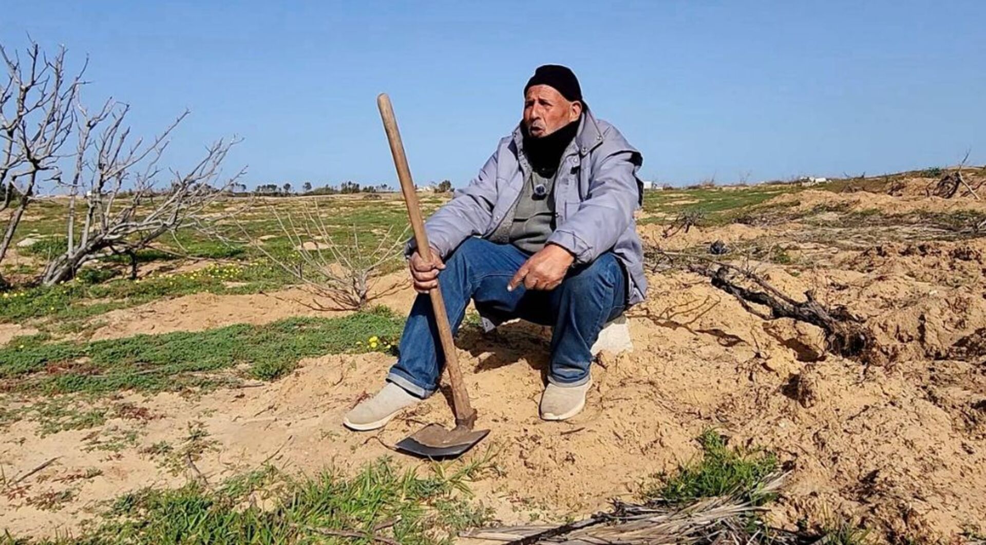 Video thumbnail for Rafah crossing reopens: Palestinians rooted to their land despite devastation