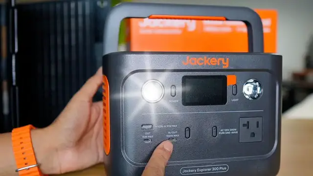 Video thumbnail for Jackery Solar Generator 300 Plus + 40W Book-sized Solar Panel | Unboxing & App Control