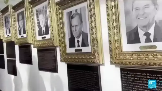 Video thumbnail for Donald Trump mocks former US presidents in White House plaques