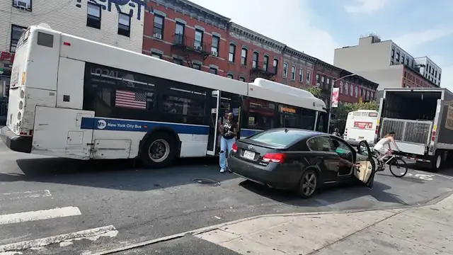 Video thumbnail for City considers one-way streets for two busy Brooklyn roads
