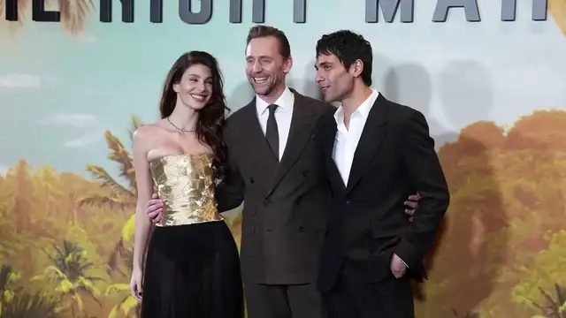 Video thumbnail for UNCAPTIONED: Camila Morrone joins Michael B. Jordan and Austin Butler in Miami Vice '85.