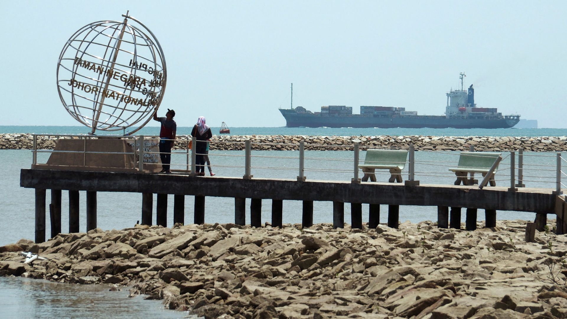 Video thumbnail for ASEAN weighs control of vital Strait of Malacca amid global trade tensions