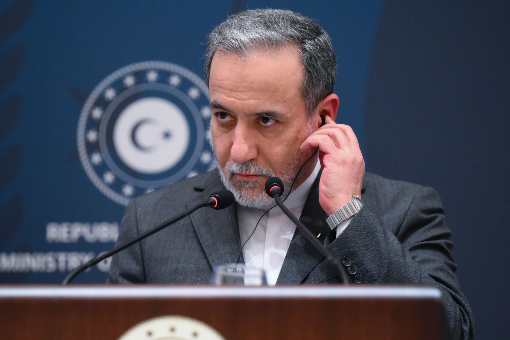 Video thumbnail for Confusion grows over state of US-Iran negotiations