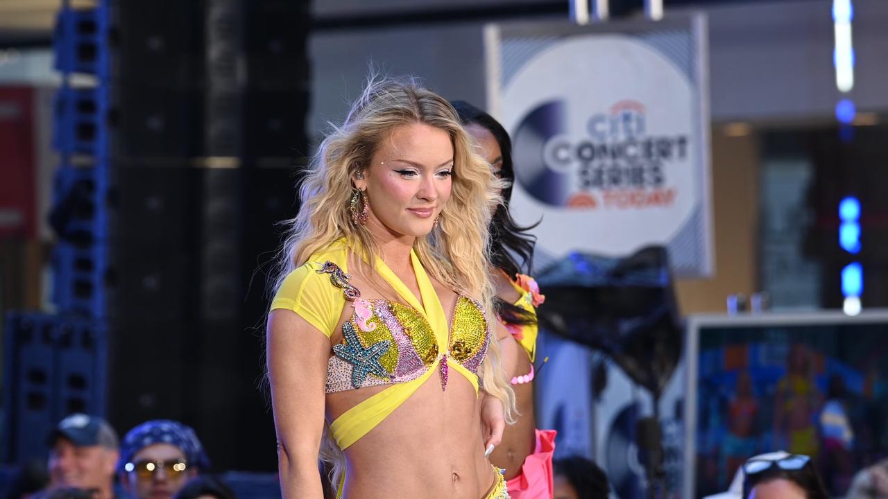 Video thumbnail for NY: Zara Larsson Performs on NBC Today Show 4.