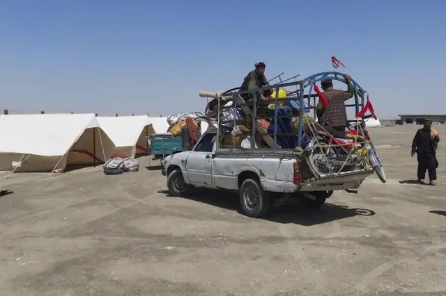 Video thumbnail for Afghans leaving Pakistan amid mass deportations