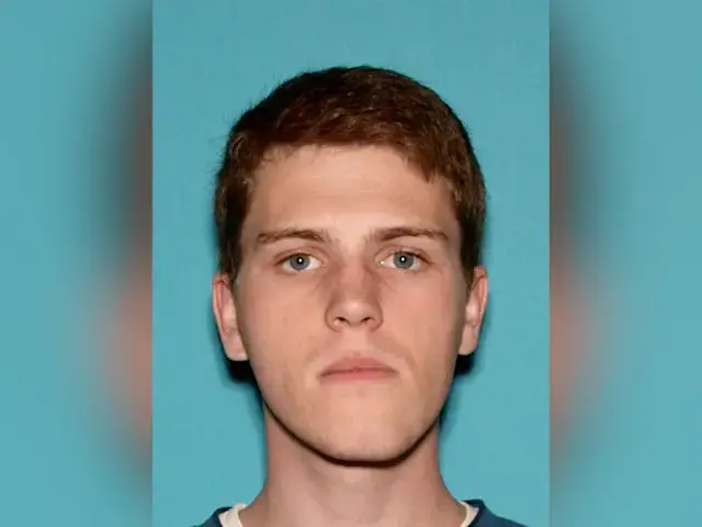 Video thumbnail for Officer shoots knife-wielding suspect during Somerset County standoff