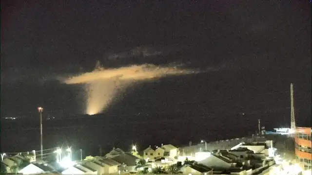 'Video thumbnail for New Israeli strikes on Gaza threaten fragile ceasefire'