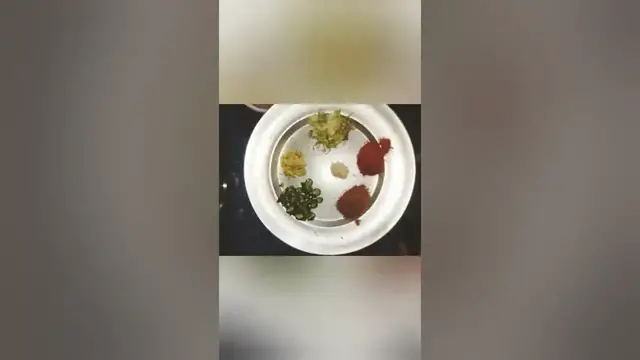 'Video thumbnail for 😘ऐसे बनाए गोभी के लाजवाब पराठे😍तो पेट भरेगा मन नही😋'