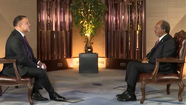 Video thumbnail for Somali president blames ISIL and al-Shabab for 'destroying’ country