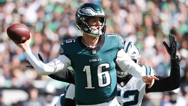 Video thumbnail for Tanner McKee Faces Tough Test as Eagles Battle Dallas