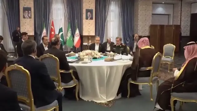 Video thumbnail for Delegations arrive in Tehran for security talks